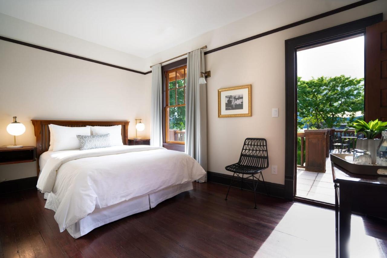 Naramata Inn Εξωτερικό φωτογραφία